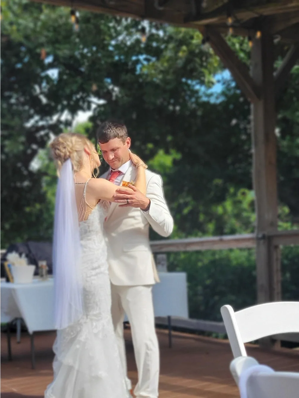 Elegant White Sheer Tulle Veil with Beaded Edge